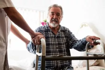 Aufstehhilfen für Senioren zur Verbesserung der Mobilität